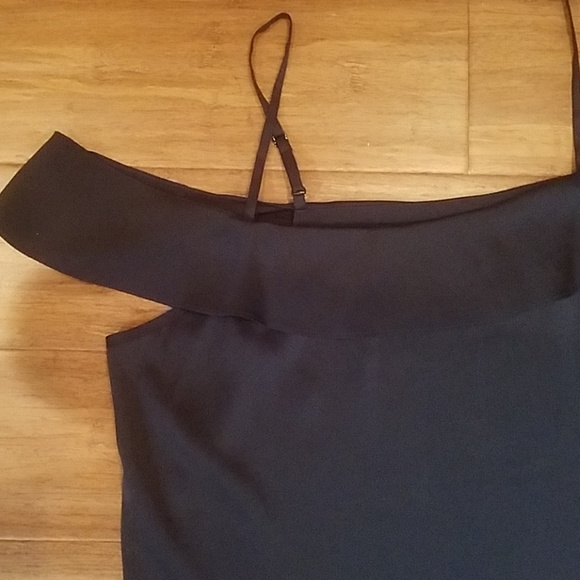 Express Top - Picture 2 of 3